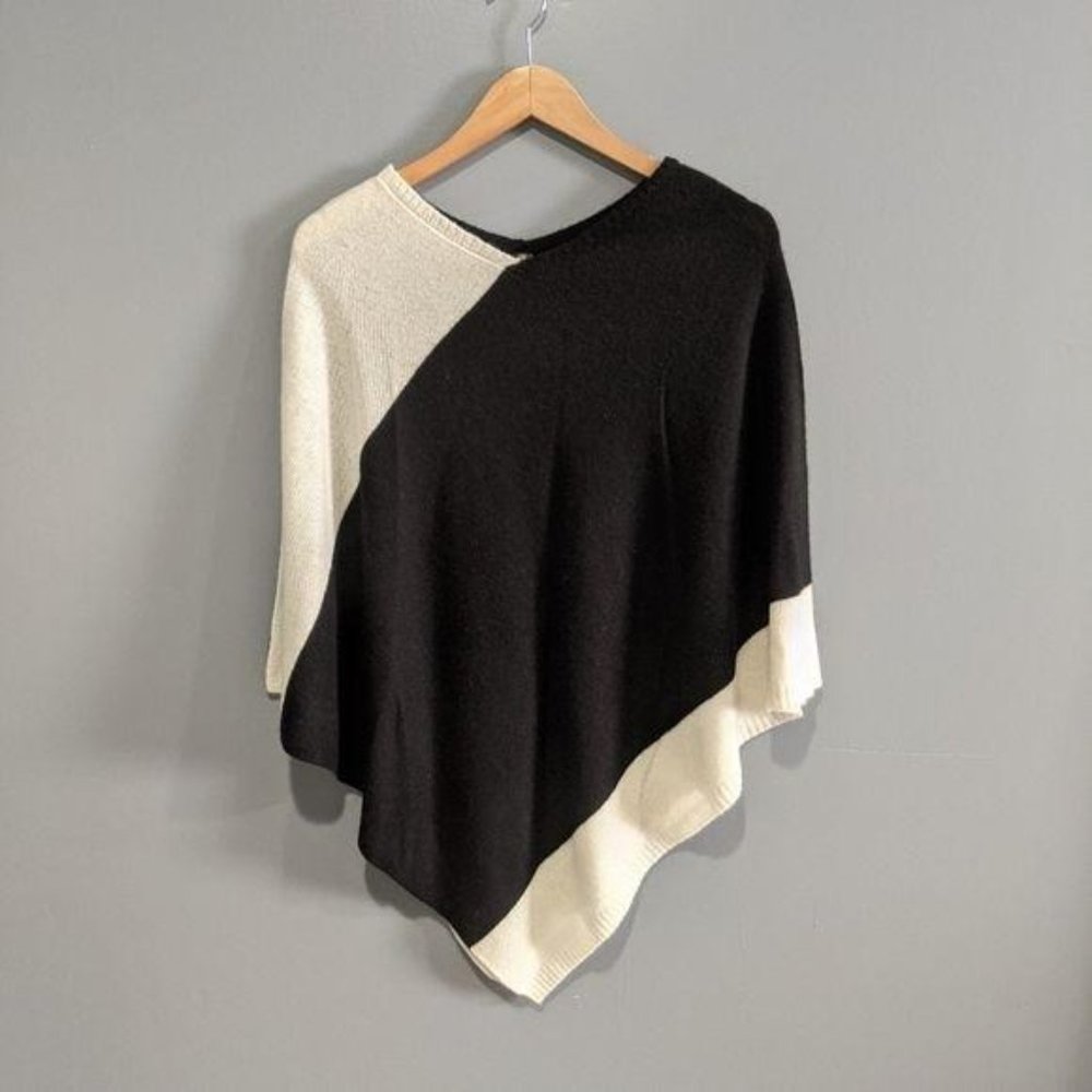 + Beryll black white color block cashmere knit poncho OS